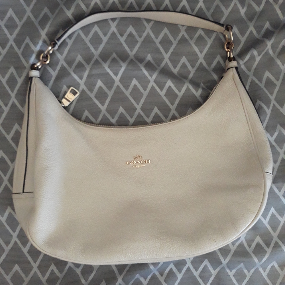Coach biege leather shoulder purse